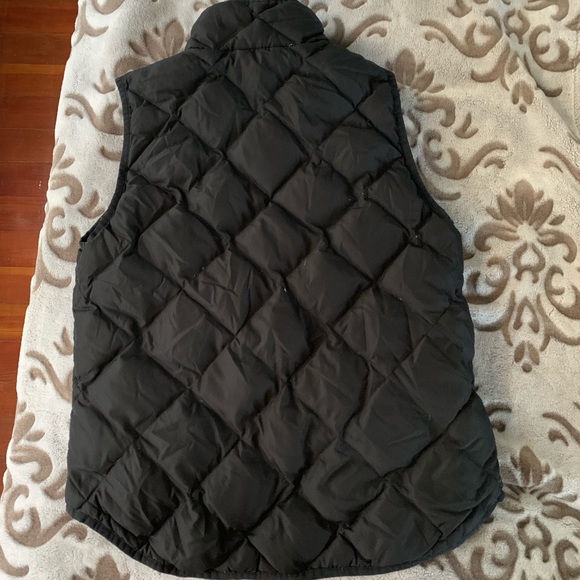 J. Crew Puffer Diamond Vest with Down Filling - Picture 2 of 4